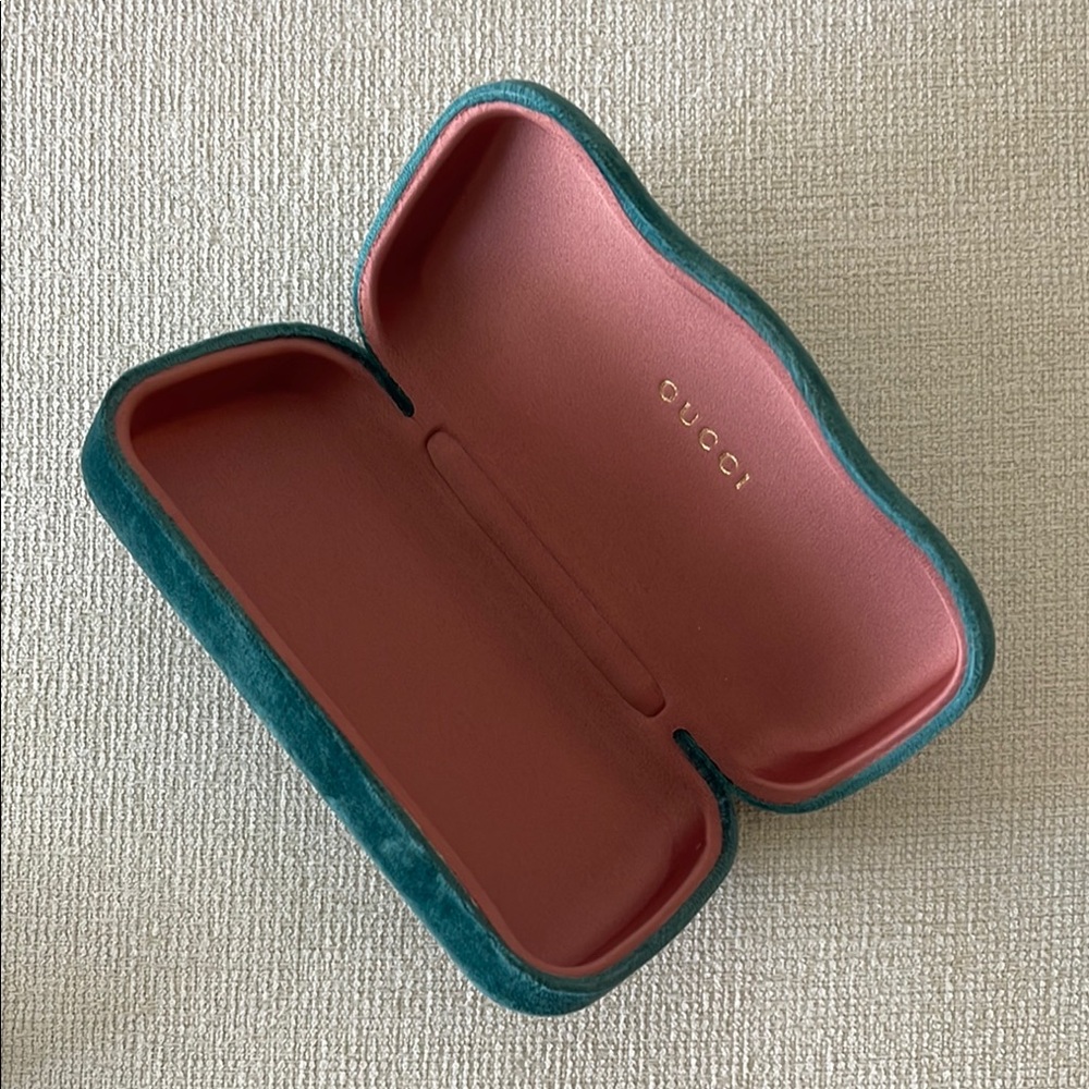 GUCCI cat eyes crystal sunglasses - Picture 6 of 15